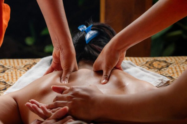 4 Hands Massage